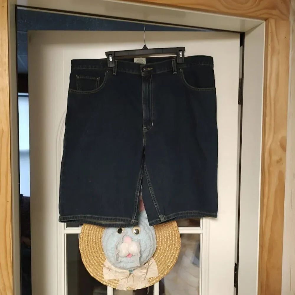 New St John's Bay 10 Inch Inseam Denim Shorts Men's 42